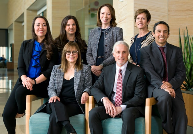 El personal de la Clínica de Senos en el campus de Mayo Clinic en Phoenix/Scottsdale, Arizona